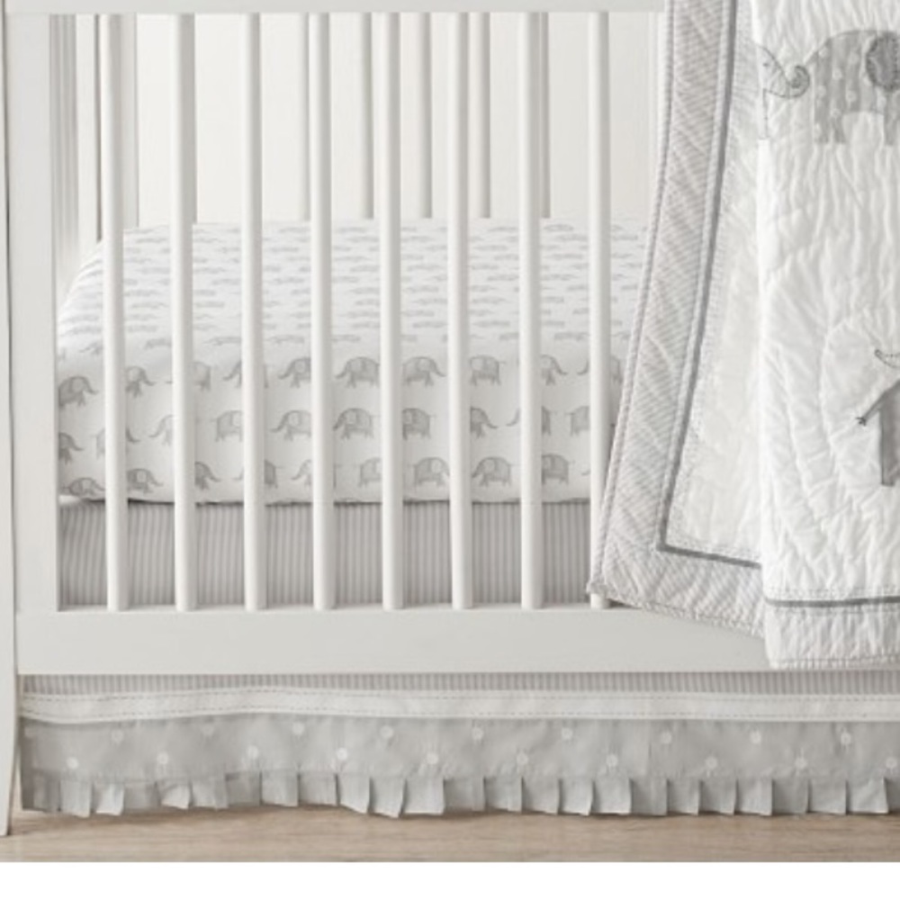 PBK Taylor Crib Skirt - Picture 2 of 3